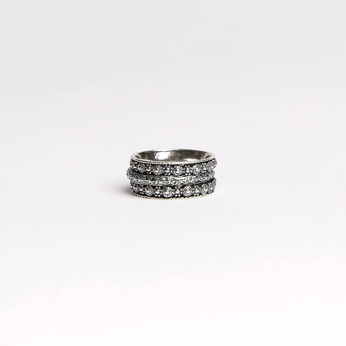 The spinner rings