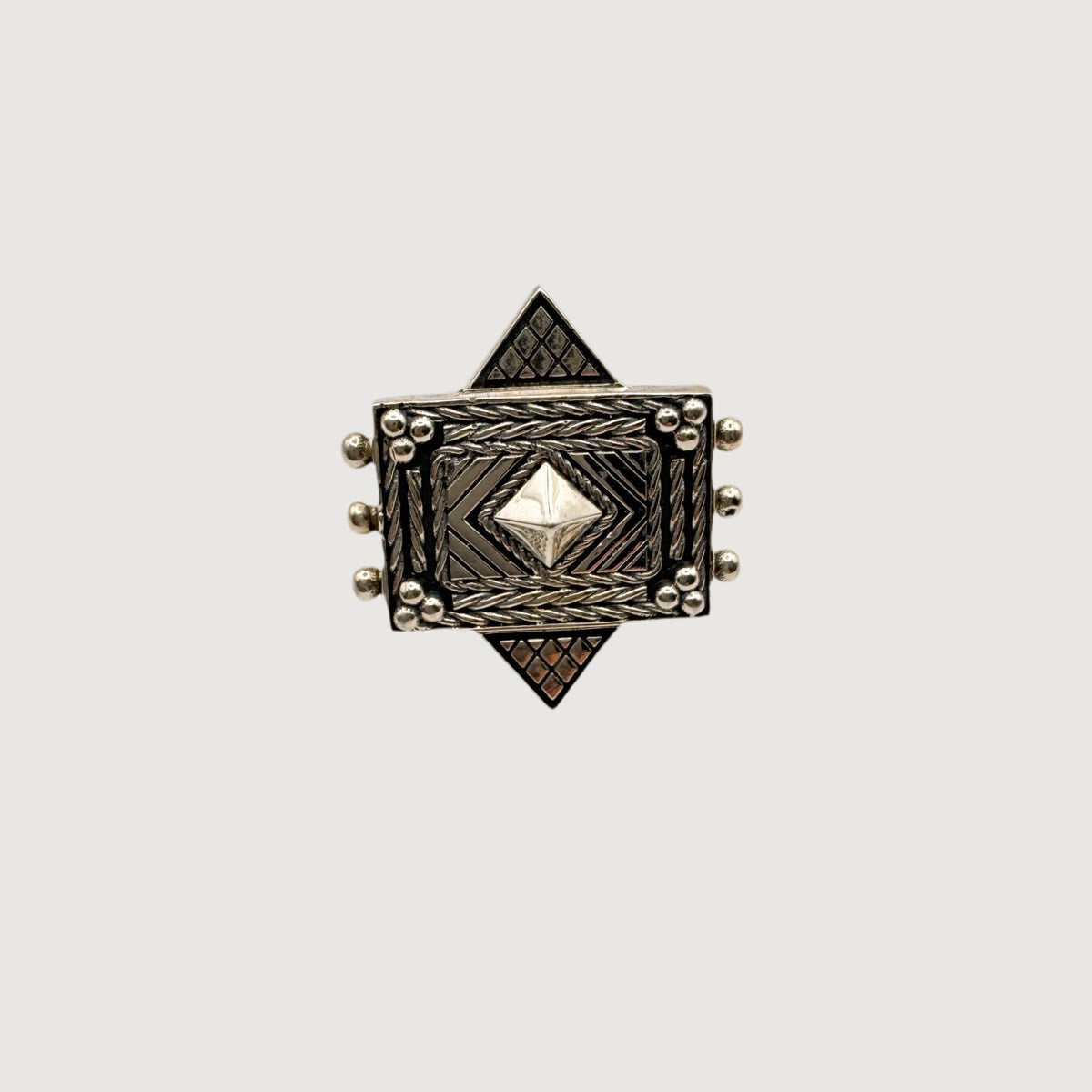Silver ring The Arrow