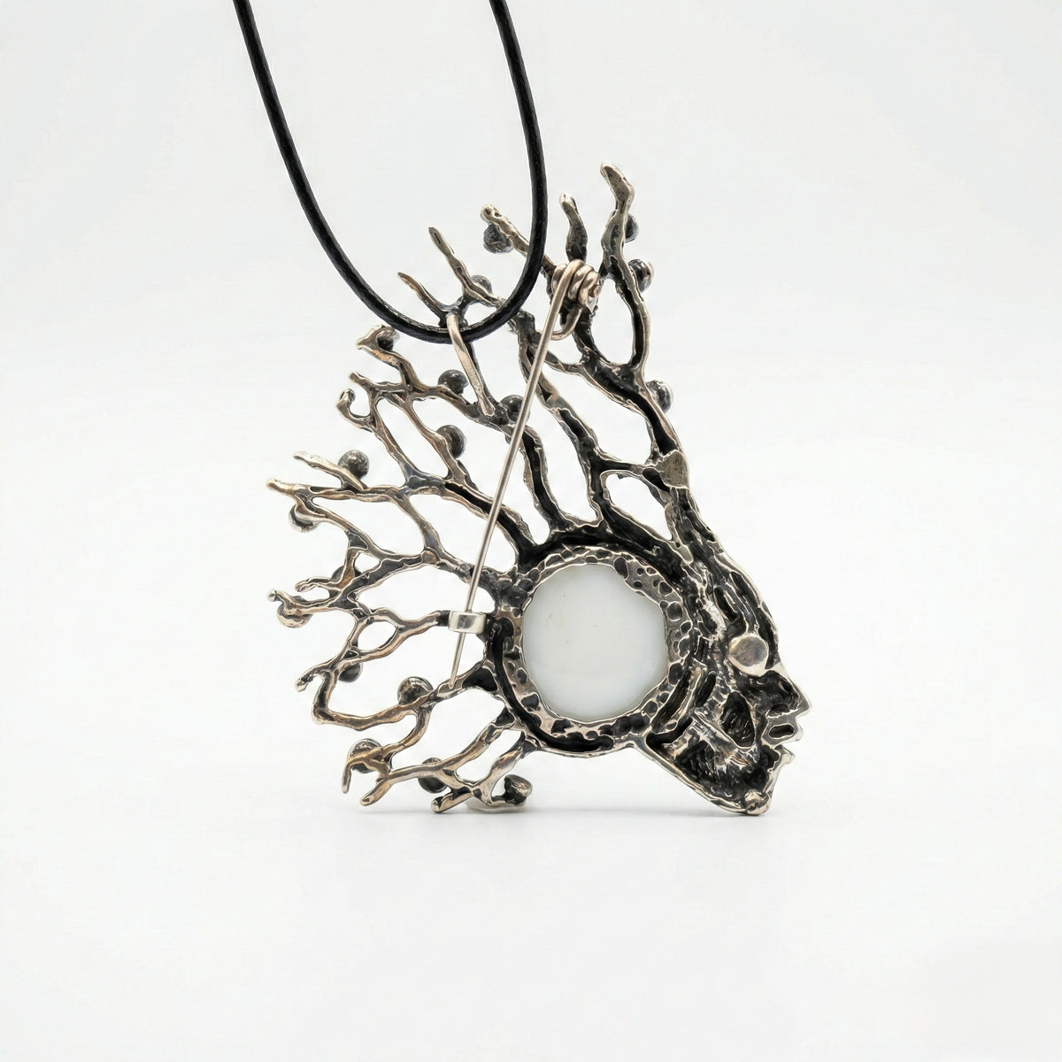 Sterling Silver pendant/broch The Face