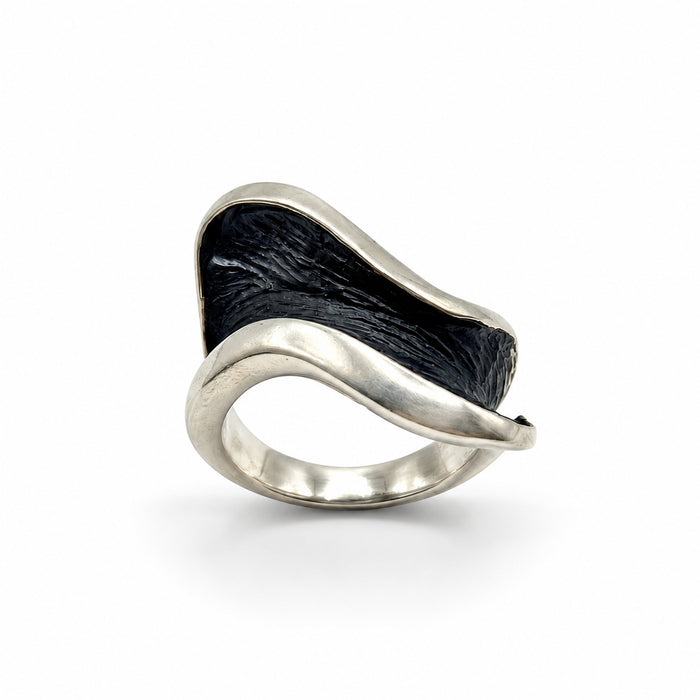 Sterling Silver Ring Black Wave