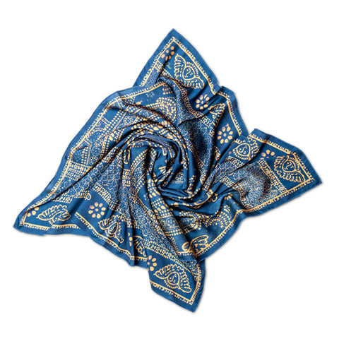 Scarf "A FRAGMENT OF A CURTAIN" by ARTUYT