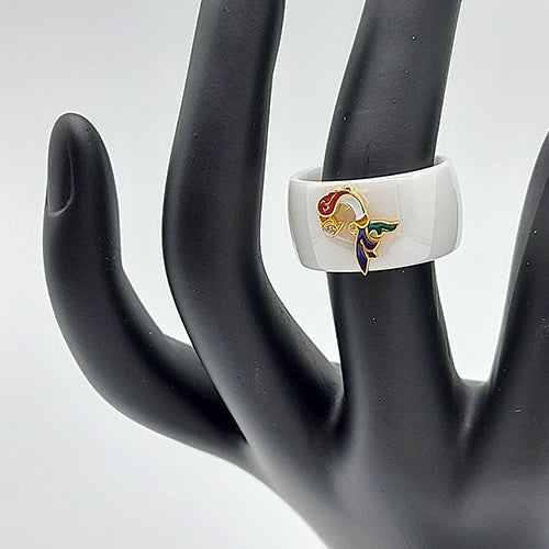 Bird letter ceramic ring Դ